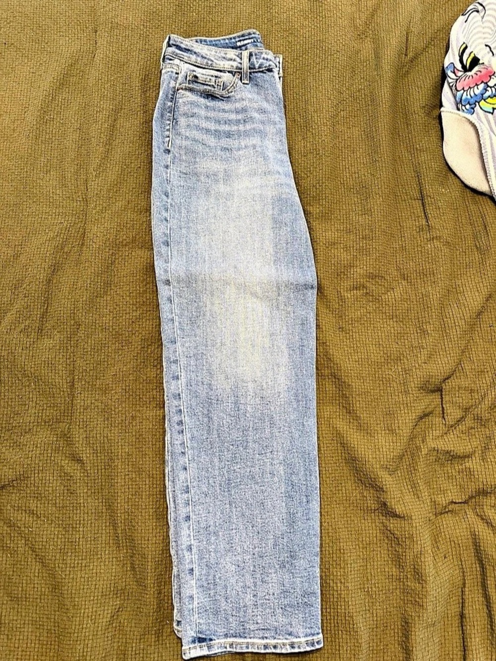 Old Navy Women's Straight Leg Jeans in Blue